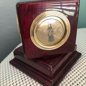 Coca-Cola spinning block clock